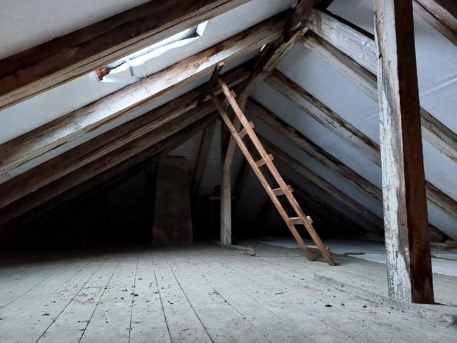 Zugang zur Gewerbeeinheit KG