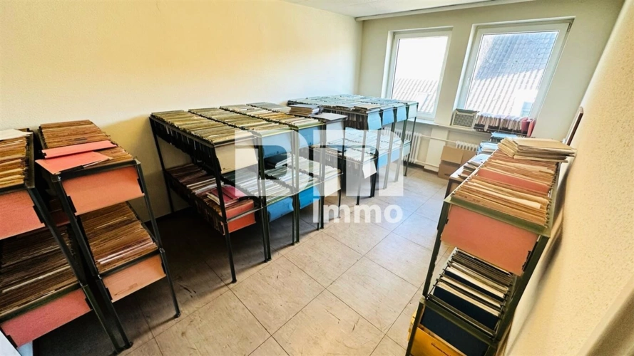 2.OG Bürogebäude Büro 2