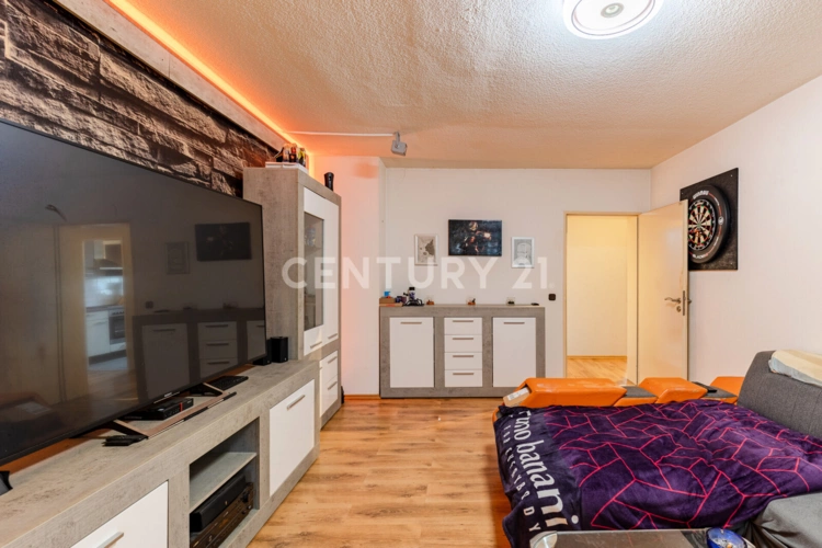 DG rechts Wohnzimmer