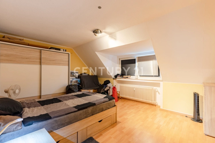 DG rechts Schlafzimmer