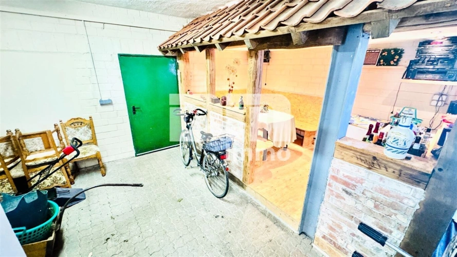 Innenbereich Garage groß