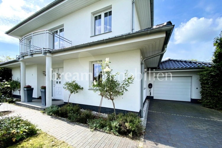 Garten, Garage und Gerätehaus