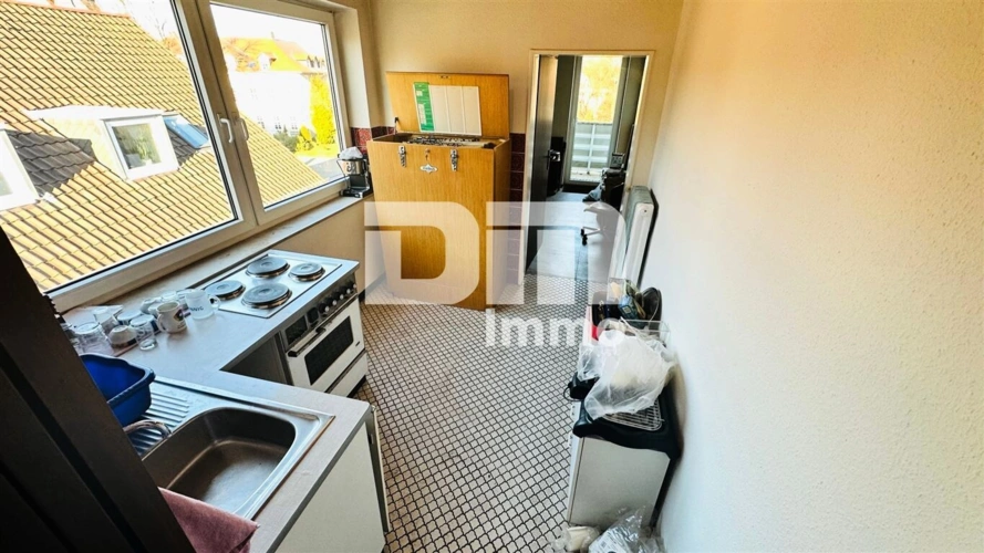2.OG Bürogebäude Betreiberwohnung Küche / Pantry