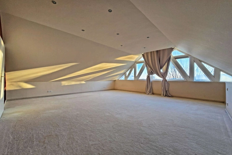 Großes Elternschlafzimmer
