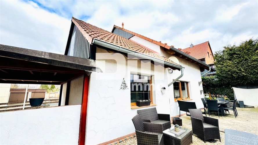 Seitenansicht / Terrasse