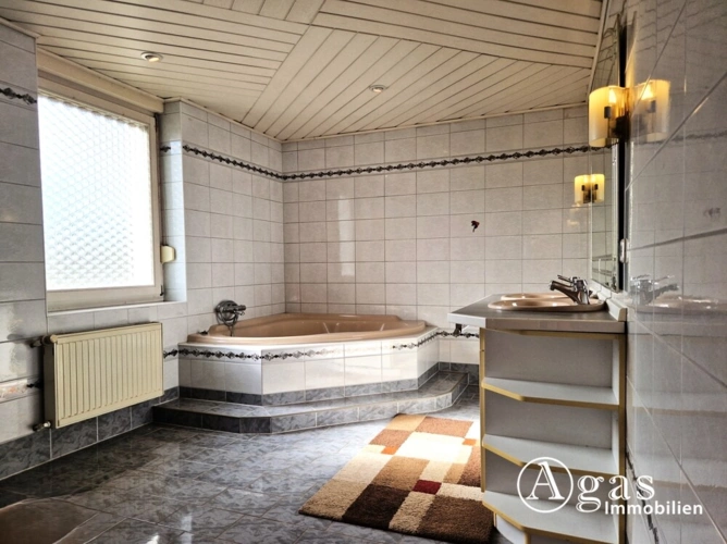 Wannenbad Obergeschoss