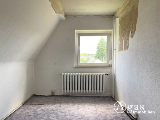 kleines Zimmer OG