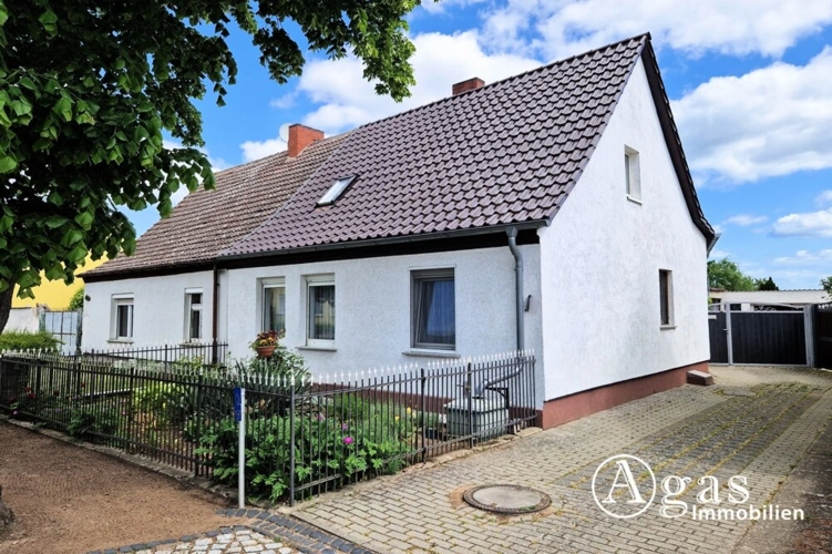 Haus Vorderansicht