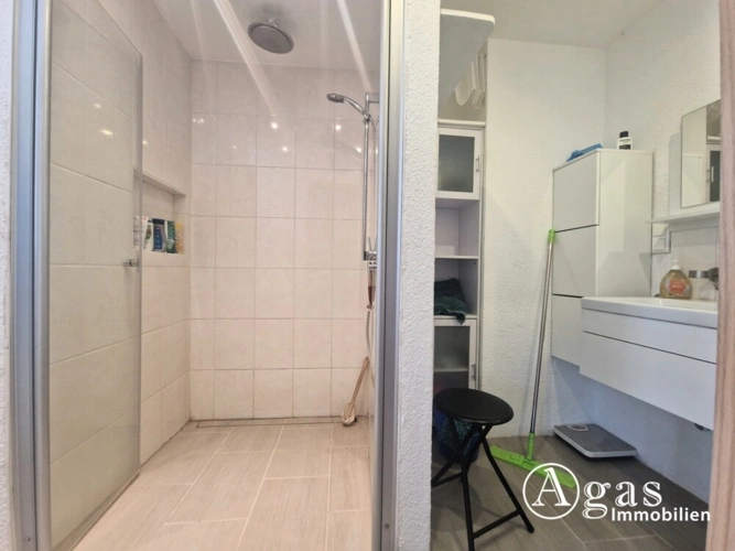 Badezimmer Ansicht 2