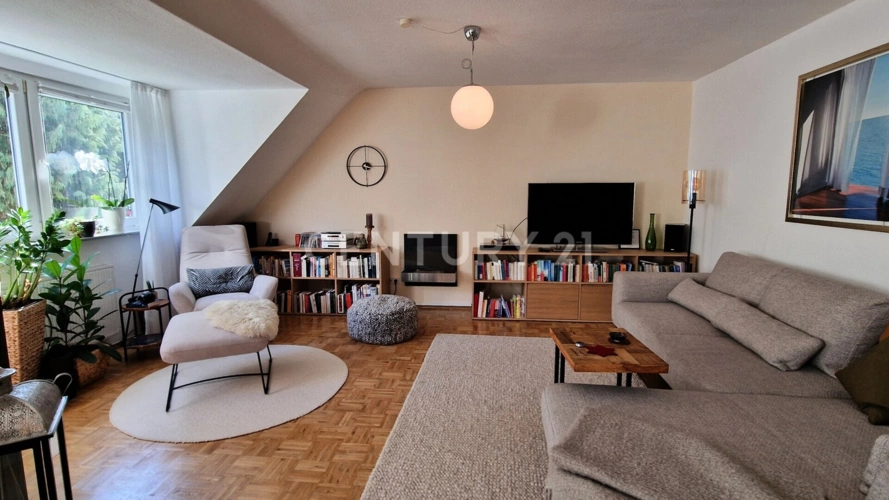 DG rechts Wohnzimmer