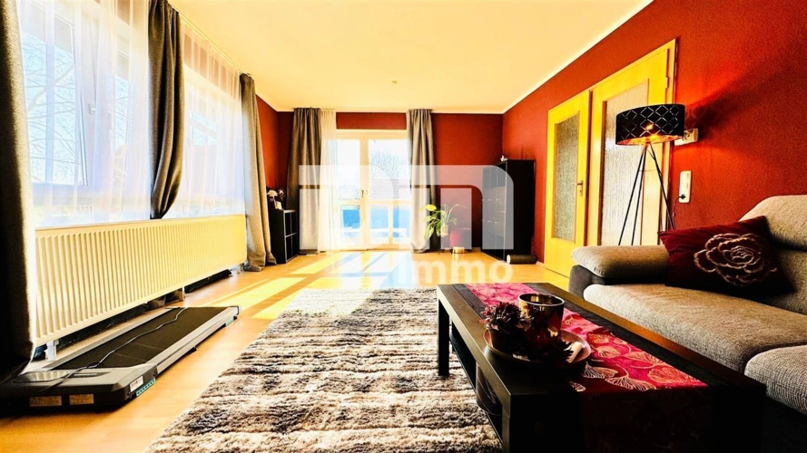 1.OG rechts Wohn / Esszimmer / Zugang Balkon