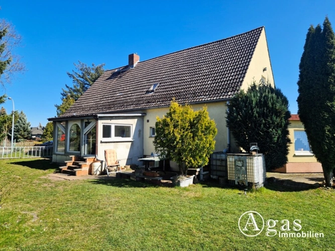 Seitenansicht des Hauses