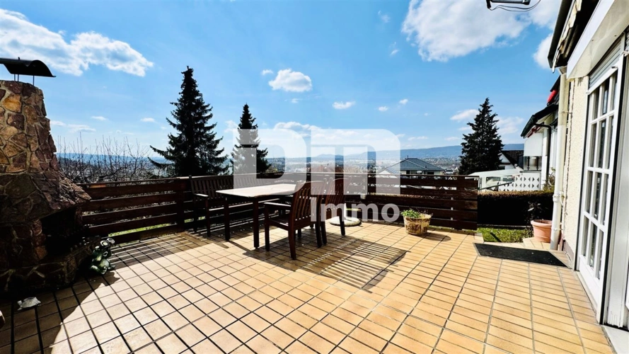 Terrasse mit Panoramblick
