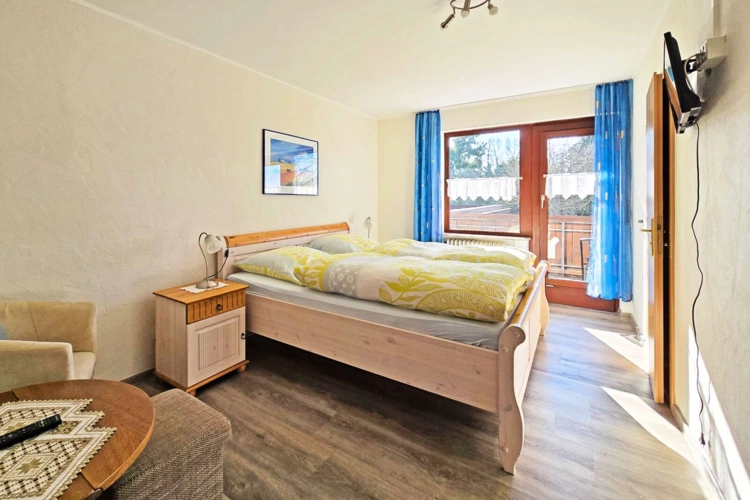 Doppelzimmer mit Balkon