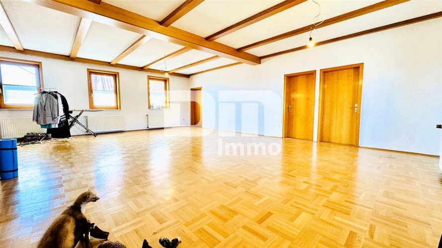 OG Gebäudeteil 1 / Saal / Wohnzimmer