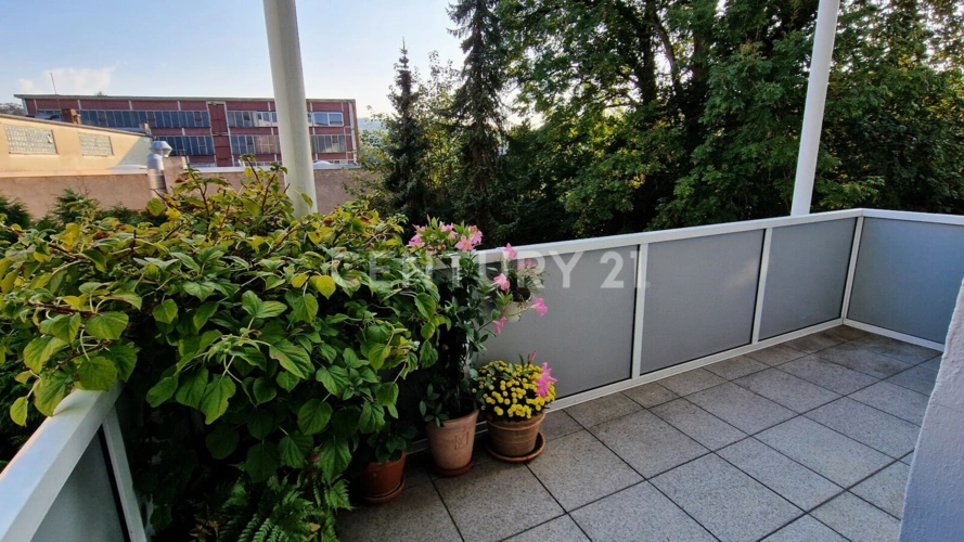 1. OG rechts Balkon