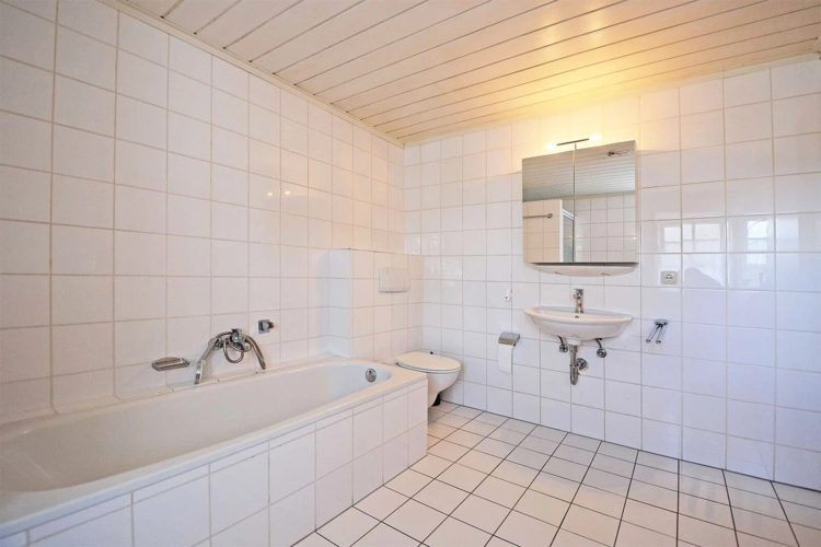 Badezimmer rechts