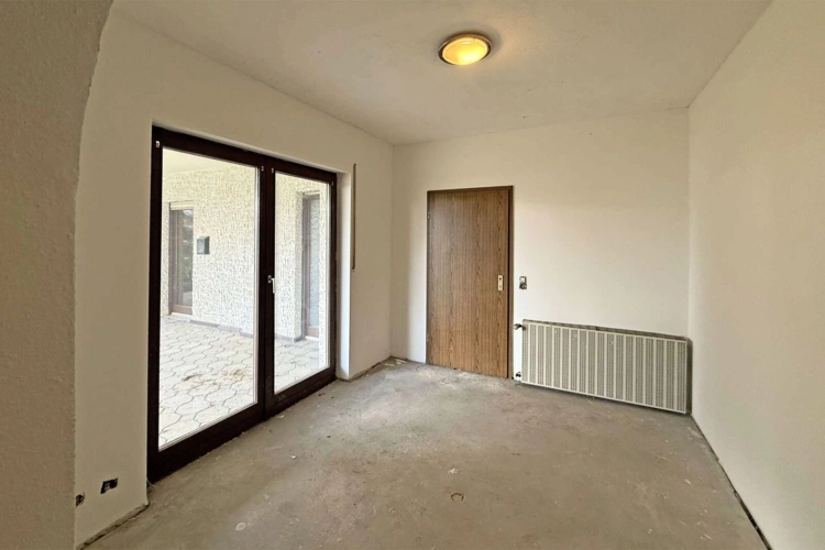 Zimmer mit Terassenzugang