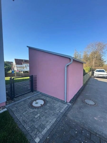 6 Kellerersatzraum von der Straße aus