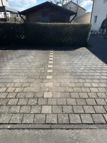 46 Stellplätze - Garagen möglich