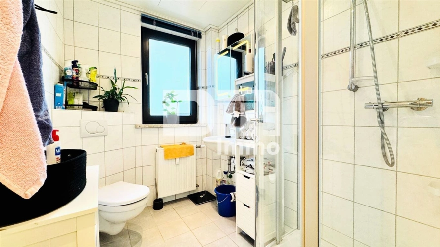 WE2 OG Badezimmer / Dusche
