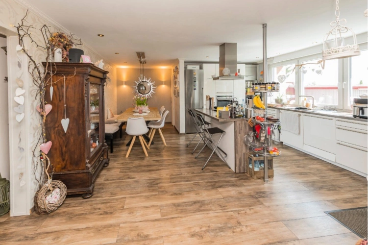 offene Küche EG Wohnung