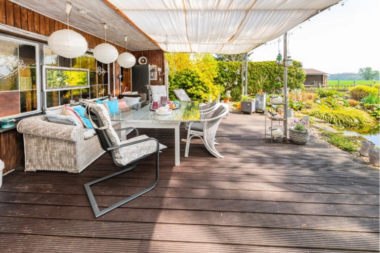 Gartenhäuschen Terrasse