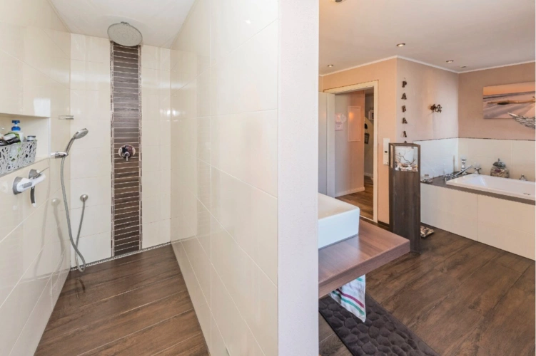 Barrierefreie Dusche EG Wohnung