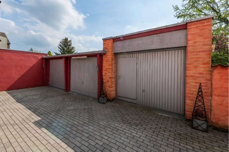 Garagenhof