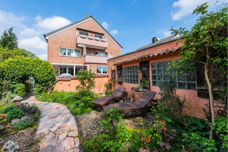 Ansicht zum Haus