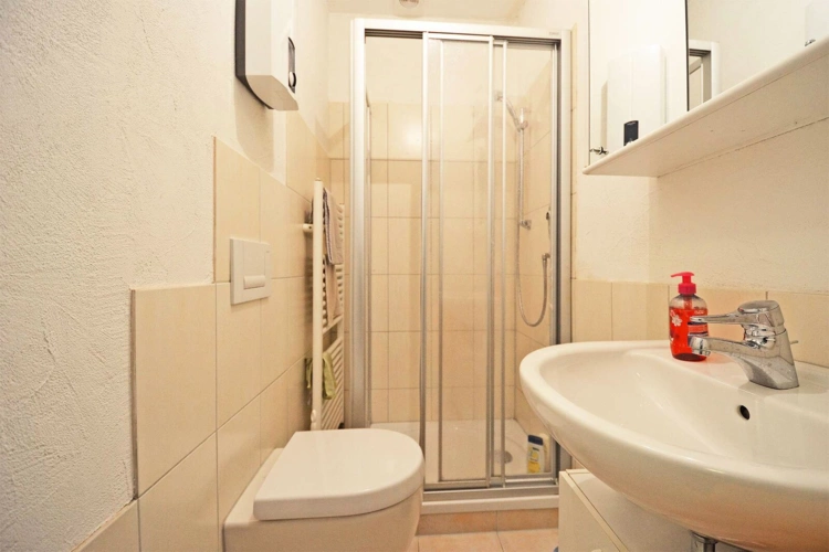 Badezimmer Gewerbeeinheit