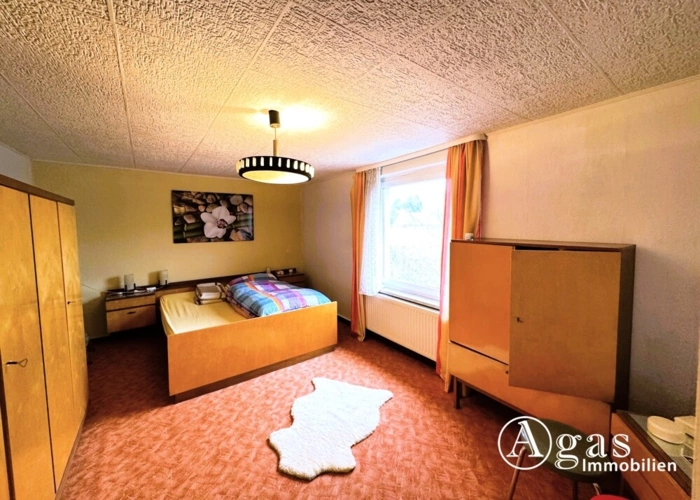 Schlafzimmer 2