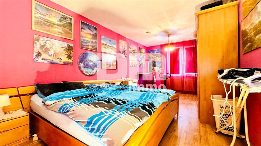 Schlafzimmer WE2
