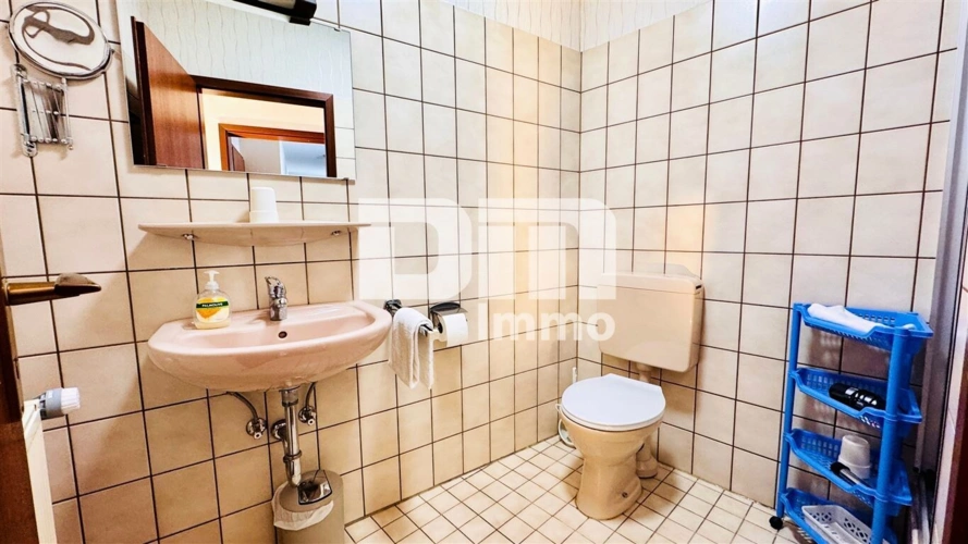 OG Gebäude 2 Zweibettzimmer / Duschbad / Balkon