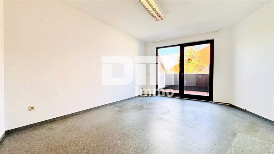 2.OG Raum 1 / Zugang Balkon
