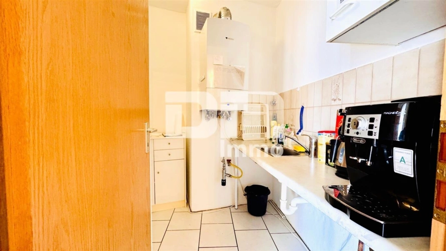 2.OG Küche / Pantry / Dusche vorbereitet