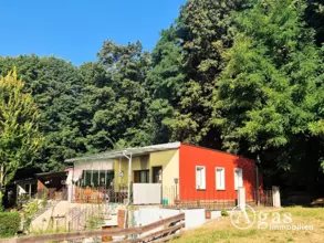 Freizeitgrundstück mit 2 Bungalows in unmittelbarer Nähe zum Groß Leuthener See